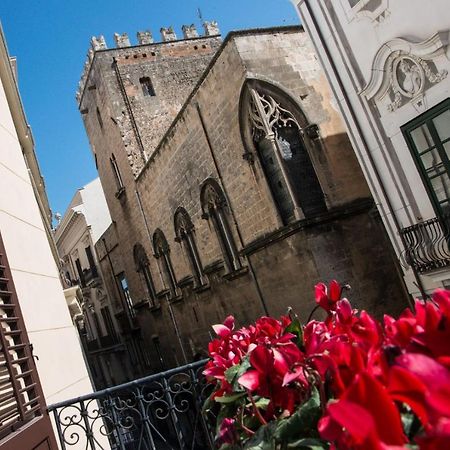 Gioeni Suites - Charming Loft Palermo Luaran gambar